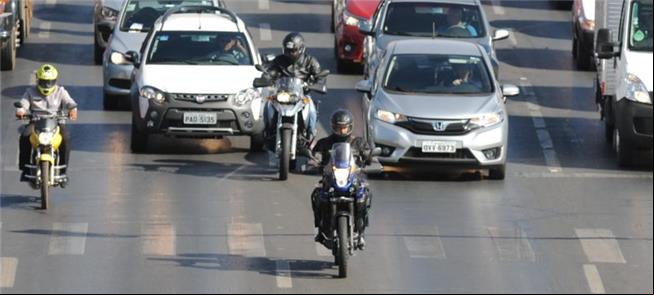 Acidentes com motos envolvem 2,7 milhões de pessoa
