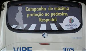 Banner de campanha de proteção a pedestres