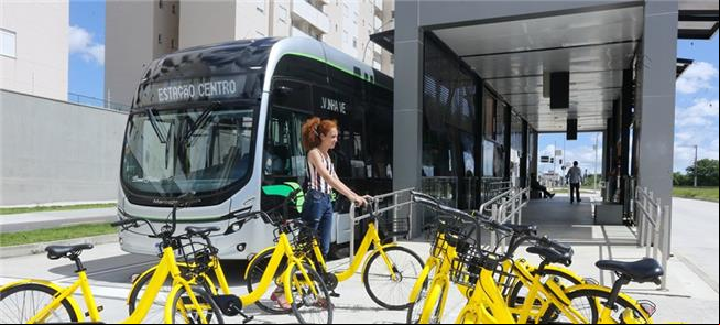 Bicicletas integradas ao transporte público em São