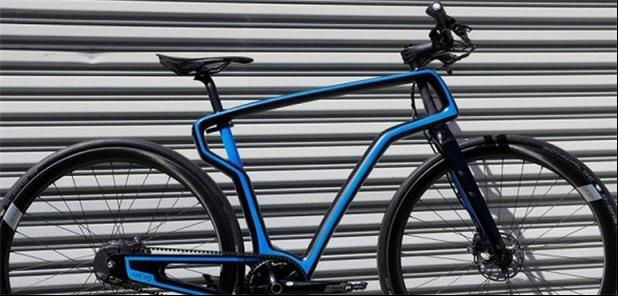 Bike de fibra de carbono da Arevo feita por impres