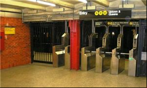 Bloqueios na estação 49th Street de NY