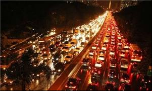 Carros ocupando espaço demais em SP, diz Figueira