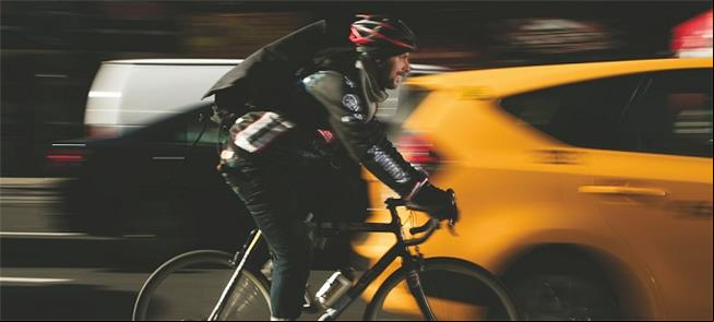 Ciclistas do Uber em NY reivindicam direitos traba