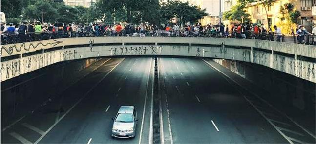 Ciclistas na Av. Paulista em protesto pela morte d