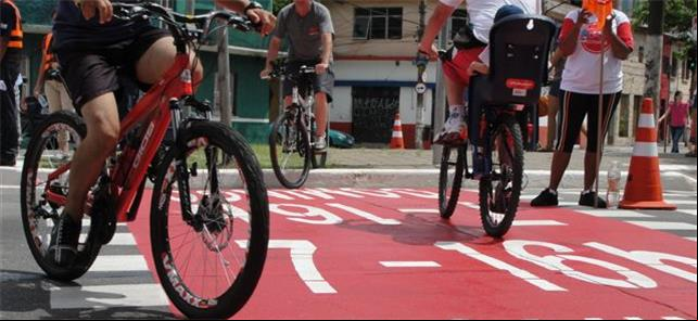 Ciclofaixa de lazer em São Paulo
