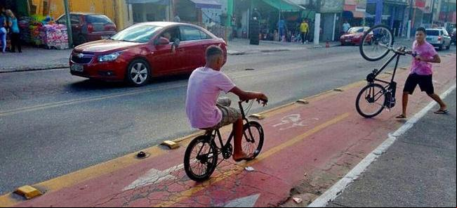 Ciclovia da Av. dos Metalúrgicos (zona leste) que