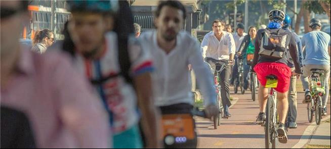 Ciclovia da av. Faria Lima, em São Paulo