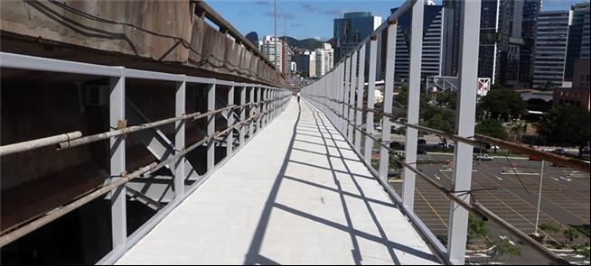 Ciclovia em construção na Terceira Ponte de Vitóri