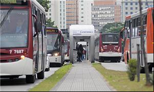 Corredor de ônibus em funcionamento na zona Sul de
