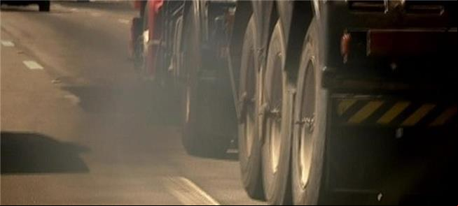 Diesel dos caminhões é fonte de poluição em todo o