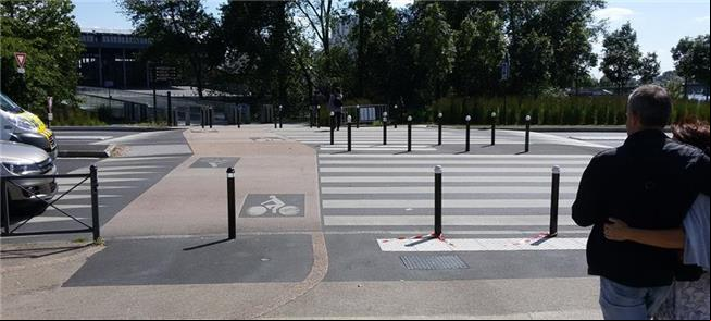 Em Nantes a preferência de travessia é sempre das