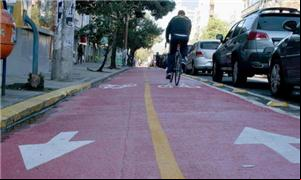 Faixa própria para ciclistas tem 880 metros de ext