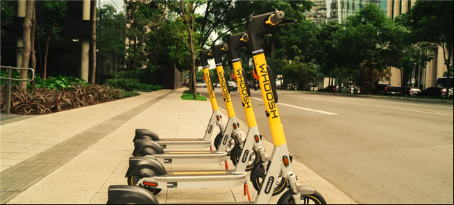 Local de estacionamento de patinetes em São Paulo