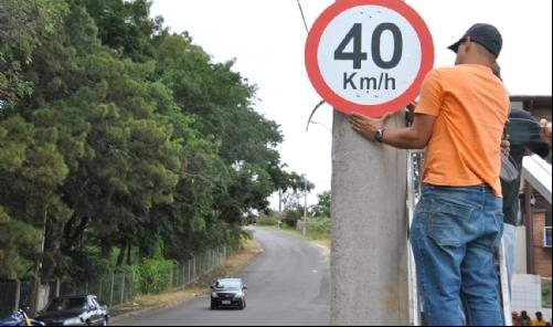 Mais de 5 mil placas de trânsito reinstaladas em B