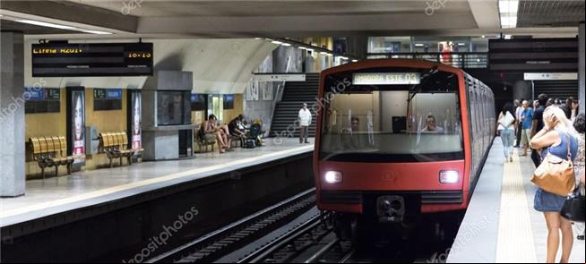 Metrô de Lisboa, um dos sistemas da rede pública a