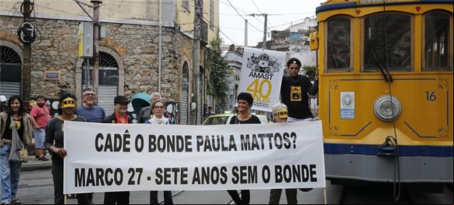 Moradores pedem volta do bonde em toda sua extensã