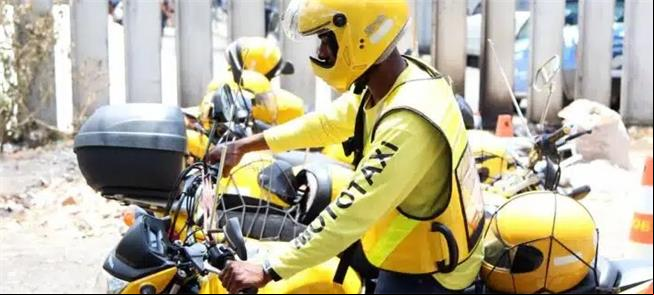 Mototáxi em Salvador (BA)