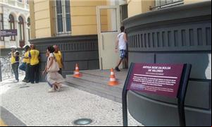 Novas placas começaram a ser colocadas no Bairro d