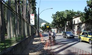 Obra para construção da ciclovia no Rio