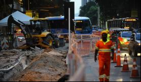 Obras do VLT na Avenida Rio Branco (RJ)