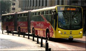Ônibus que trafegam em vias exclusivas pela cidade