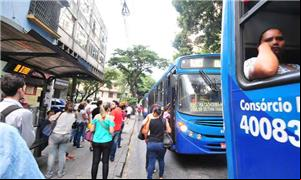 Ponto de ônibus no Barro Preto