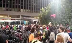 Praça do ciclista ficou tomada após convocação