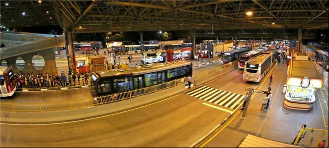 Prefeito viaja de ônibus do Terminal Capelinha ao