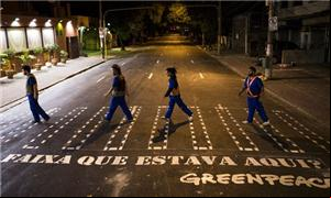 Protesto do Greenpeace pintou ruas no Centro