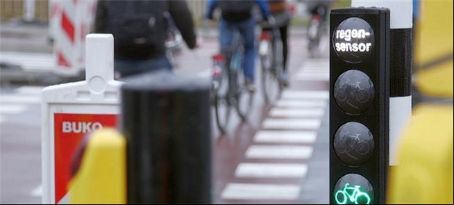 Semáforos antecipam luz verde para bicicletas na H