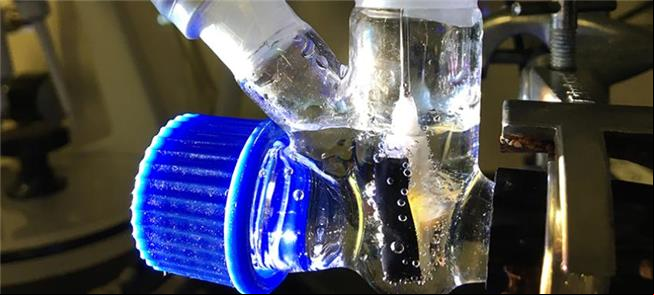 Técnica absorve luz solar e gás carbônico para ger
