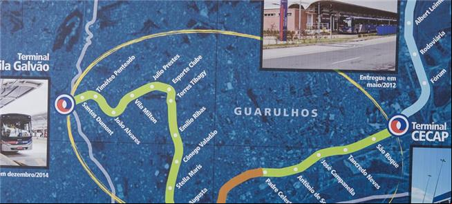 Trecho Cecap-Vila Galvão de corredor de ônibus, em