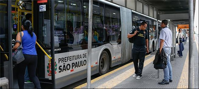Velocidade dos ônibus em SP: abaixo do esperado