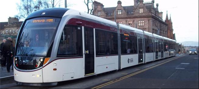 VLT em operação na cidade de Edimburgo, Escócia